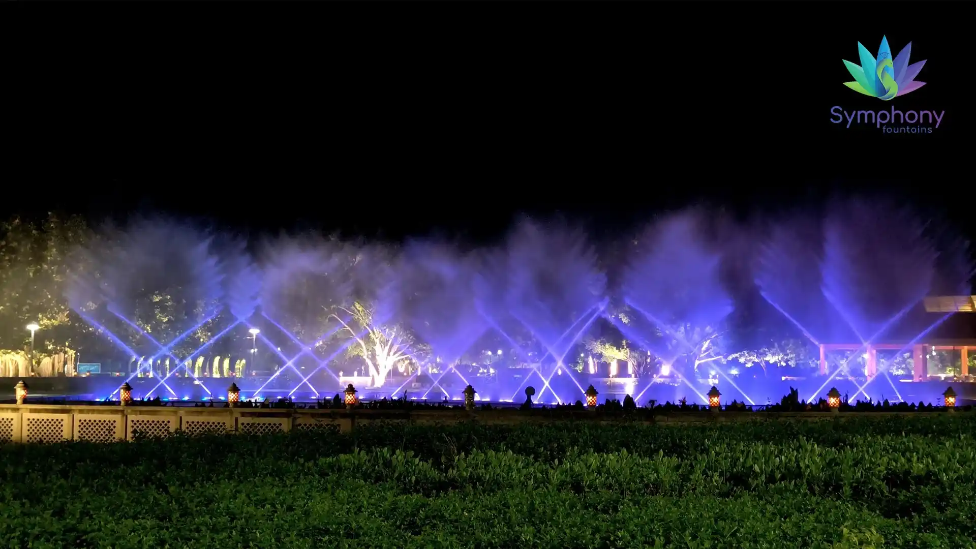 Musical fountain show at Reliance Greens, Jamnagar